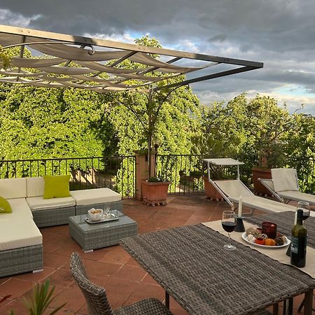 Ferienwohnung La Terrazza Fra Le Torri Lucca Exterior foto